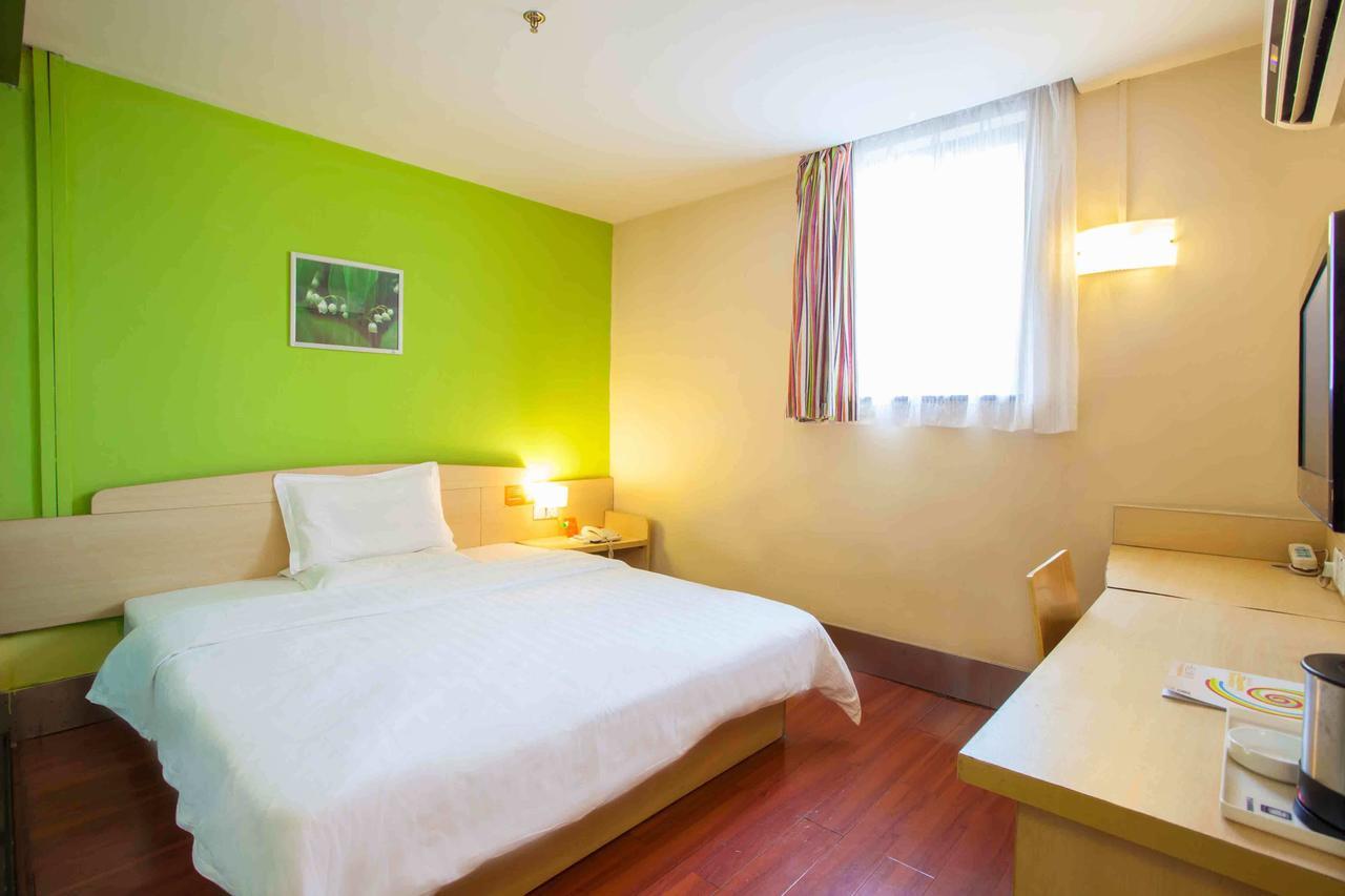 7Days Inn Huaihua Mayang Binhe Road Esterno foto